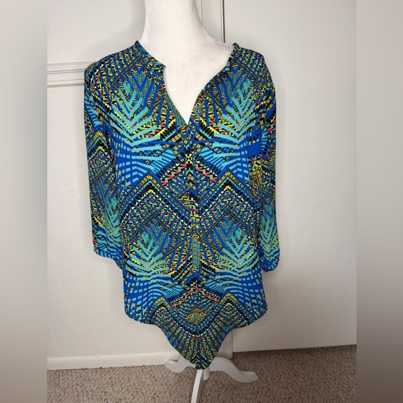 Peter Nygard Tops - Peter Nygard Vibrant Blue and Green tie Blouse size 14